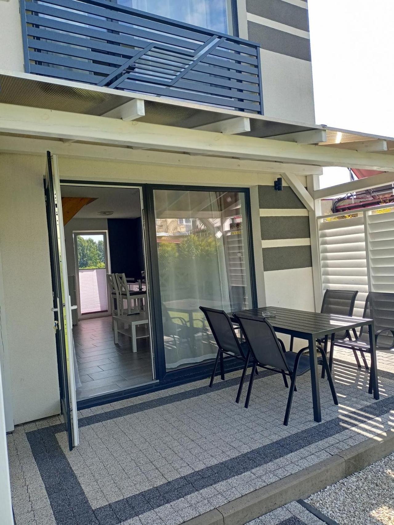 Over Lake-Domki,Apartamenty Mielno  Exterior photo